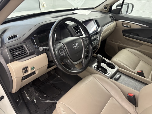 2016 Honda Pilot EX-L photo 18