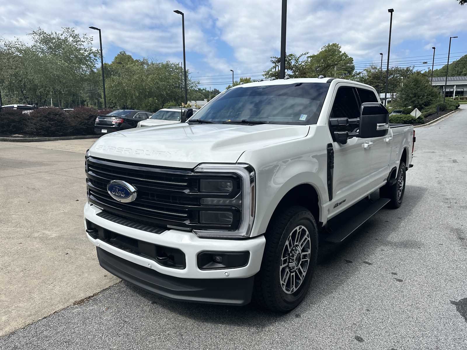 2025 Ford F-250 Platinum photo 4