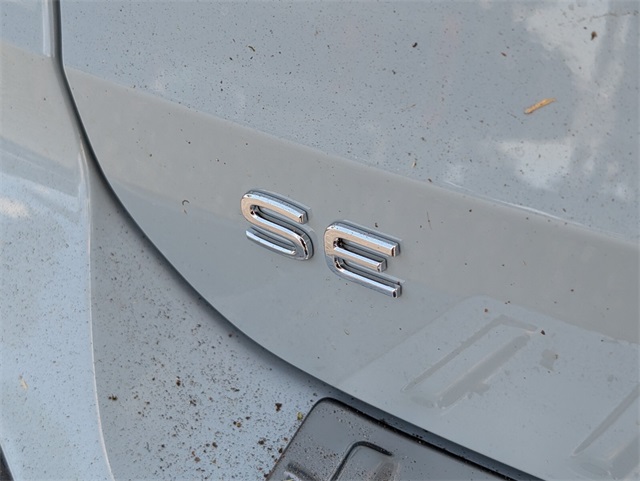 2025 Volkswagen Taos SE photo 11
