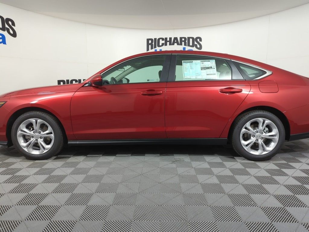 2025 Honda Accord LX 1.5T photo 2