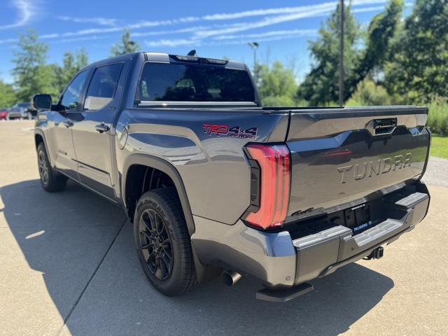 2025 Toyota Tundra Limited CrewMax photo 3