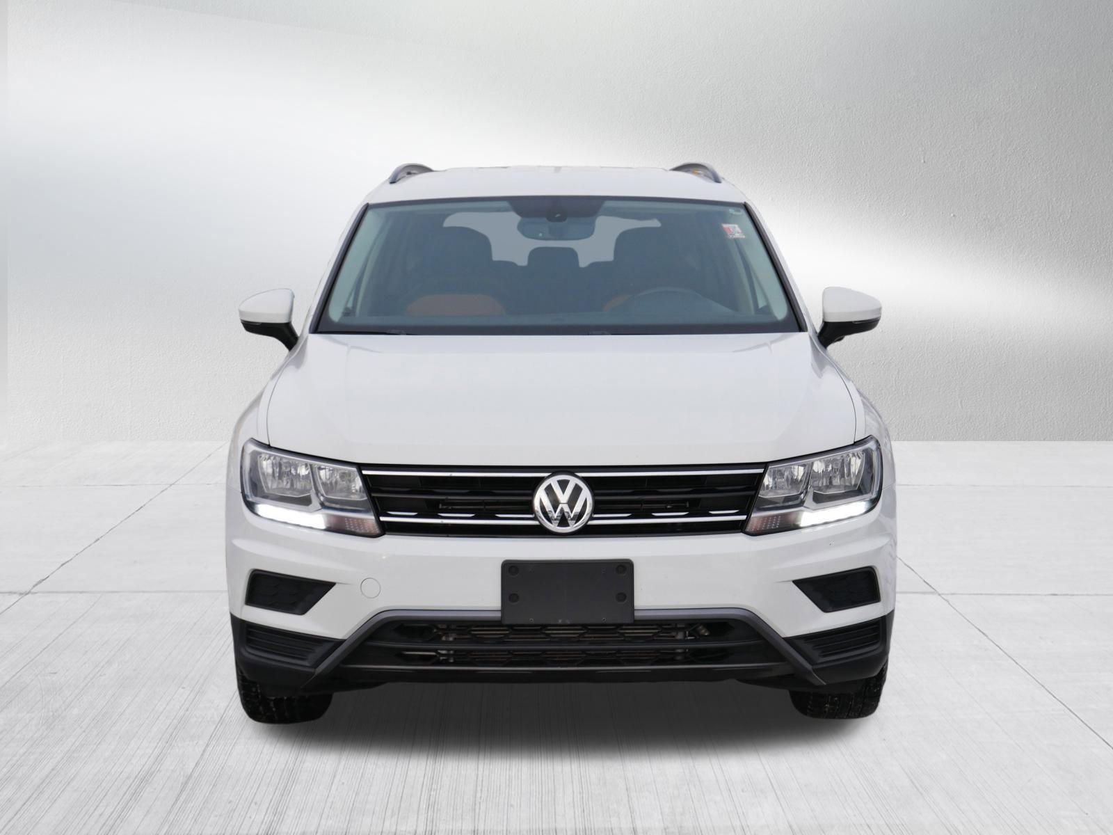 2018 Volkswagen Tiguan SE photo 2