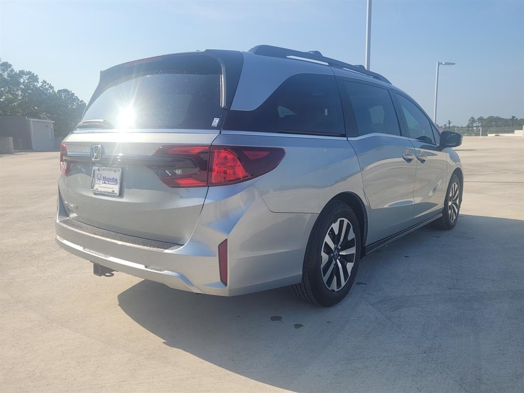 2026 Honda Odyssey EX-L photo 6