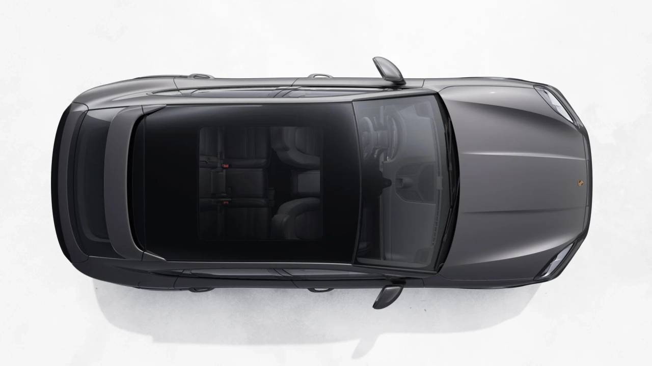 2026 Porsche Cayenne Coupe photo 4