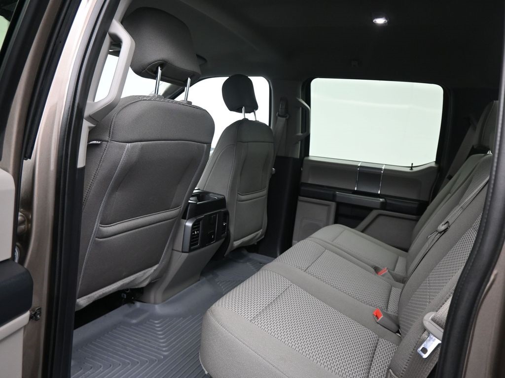 2019 Ford F-150 XLT photo 7
