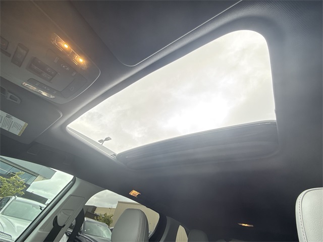 2023 Toyota Sienna XSE photo 21