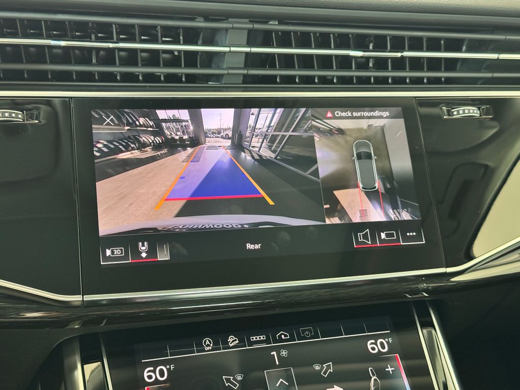 2022 Audi Q7 55 Premium Plus photo 12