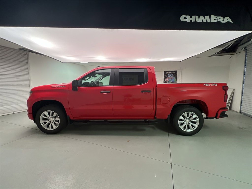 2025 Chevrolet Silverado 1500 Custom photo 4