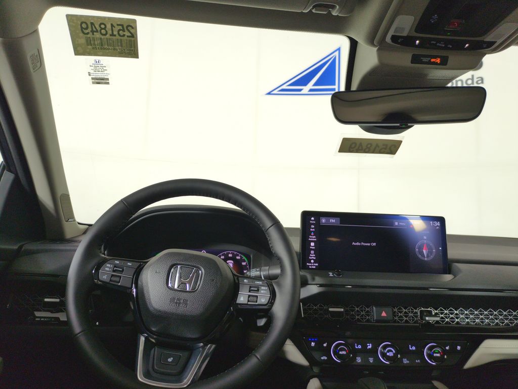 2025 Honda Accord Hybrid Touring photo 13
