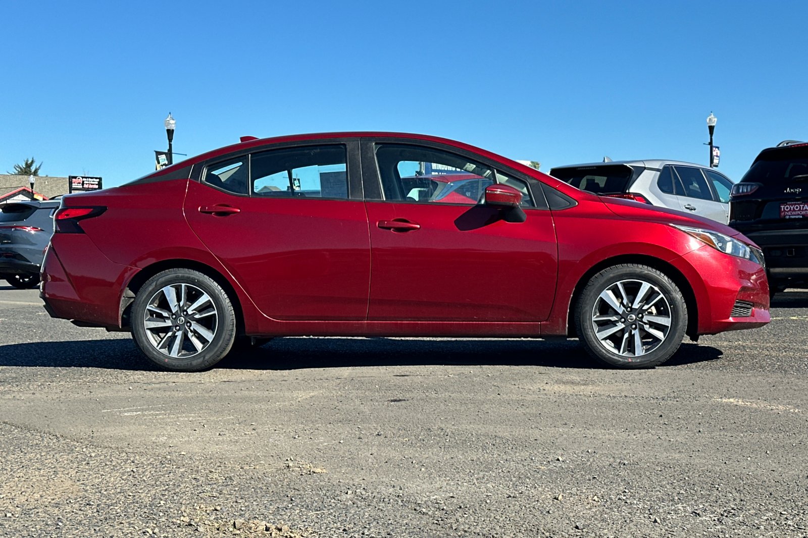 2021 Nissan Versa 1.6 SV photo 2