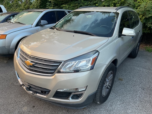 2015 Chevrolet Traverse 2LT photo 3