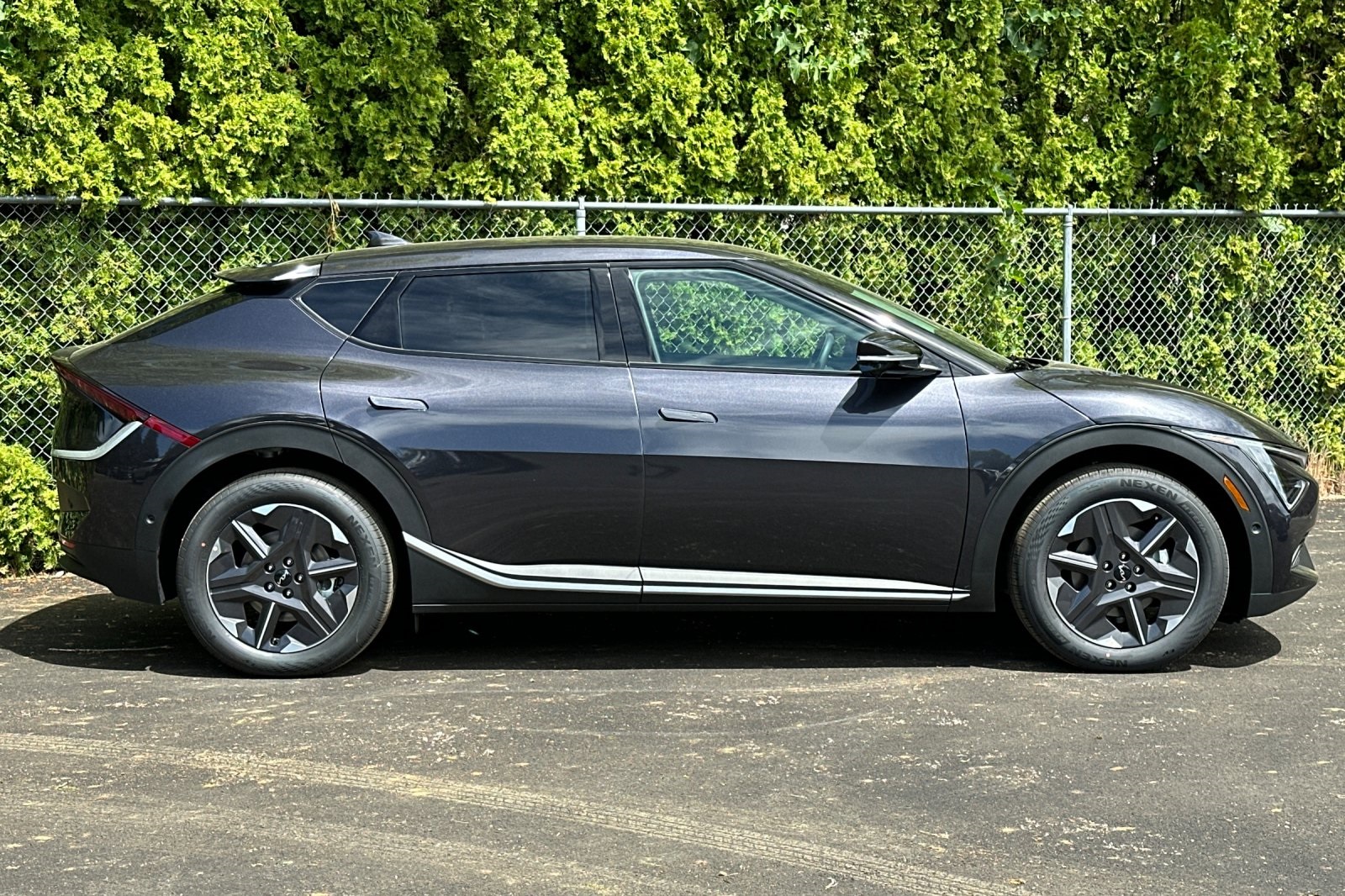 2025 Kia EV6 Light Wind photo 2
