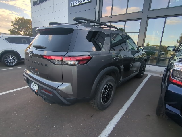 2023 Nissan Pathfinder Rock Creek photo 3