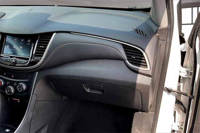 2020 Chevrolet Trax LS photo 16