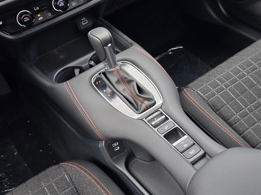 2025 Honda HR-V Sport photo 17