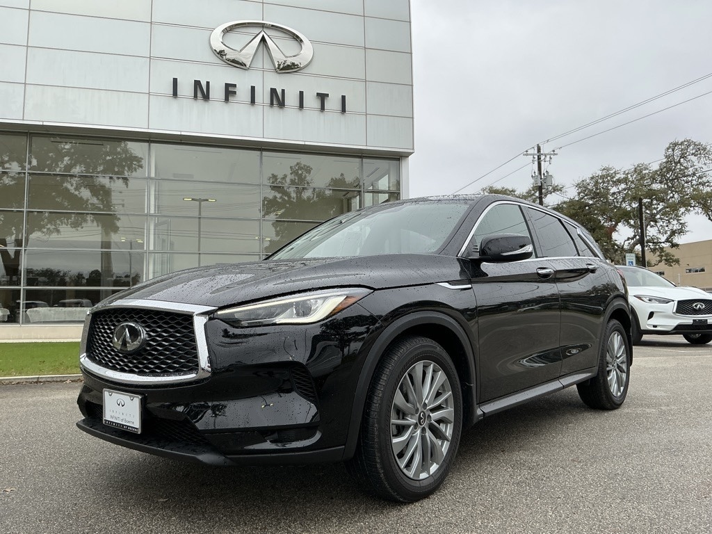 2025 INFINITI QX50 Pure's photo