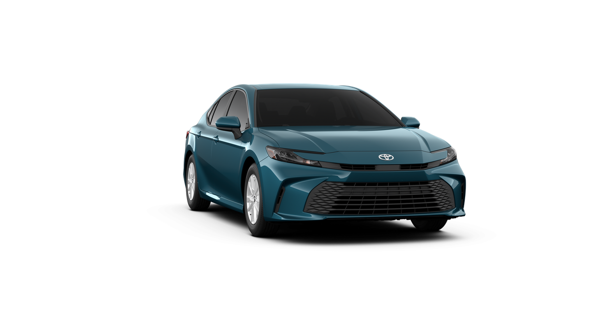 2025 Toyota Camry LE photo 16