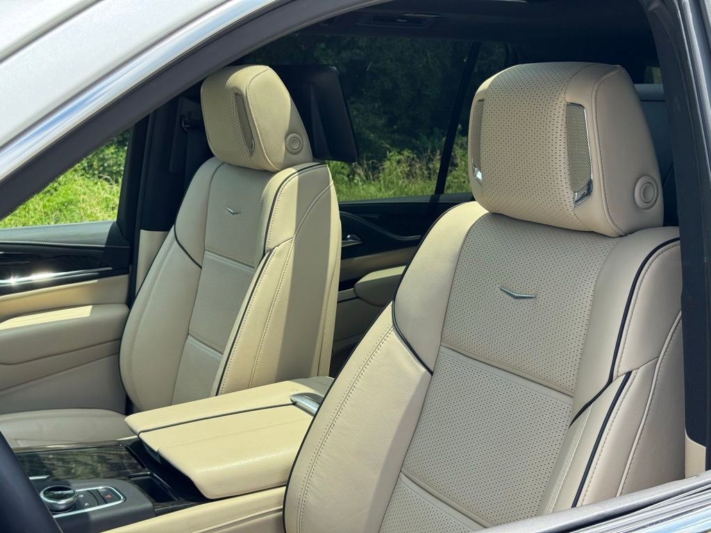 2024 Cadillac Escalade ESV Premium Luxury photo 20