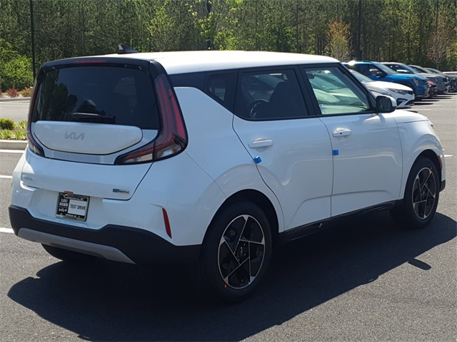 2025 Kia Soul EX photo 3