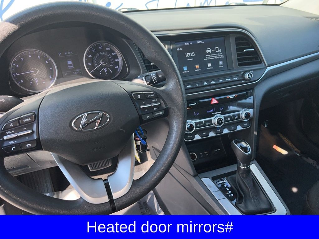 2020 Hyundai Elantra SEL photo 9