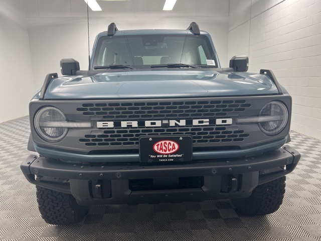 2023 Ford Bronco Badlands photo 3