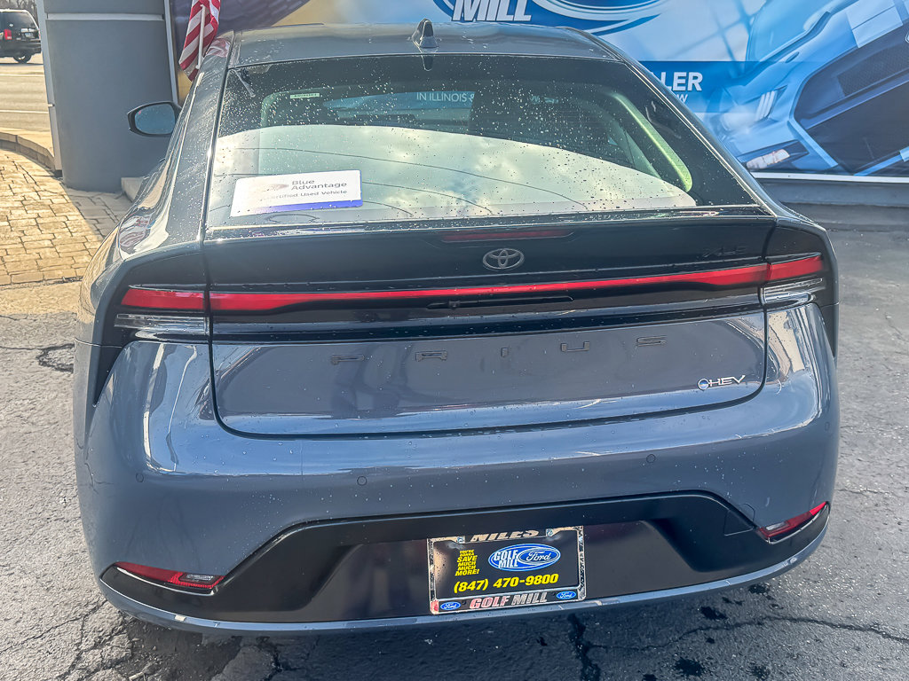 2025 TOYOTA PRIUS - Image 4