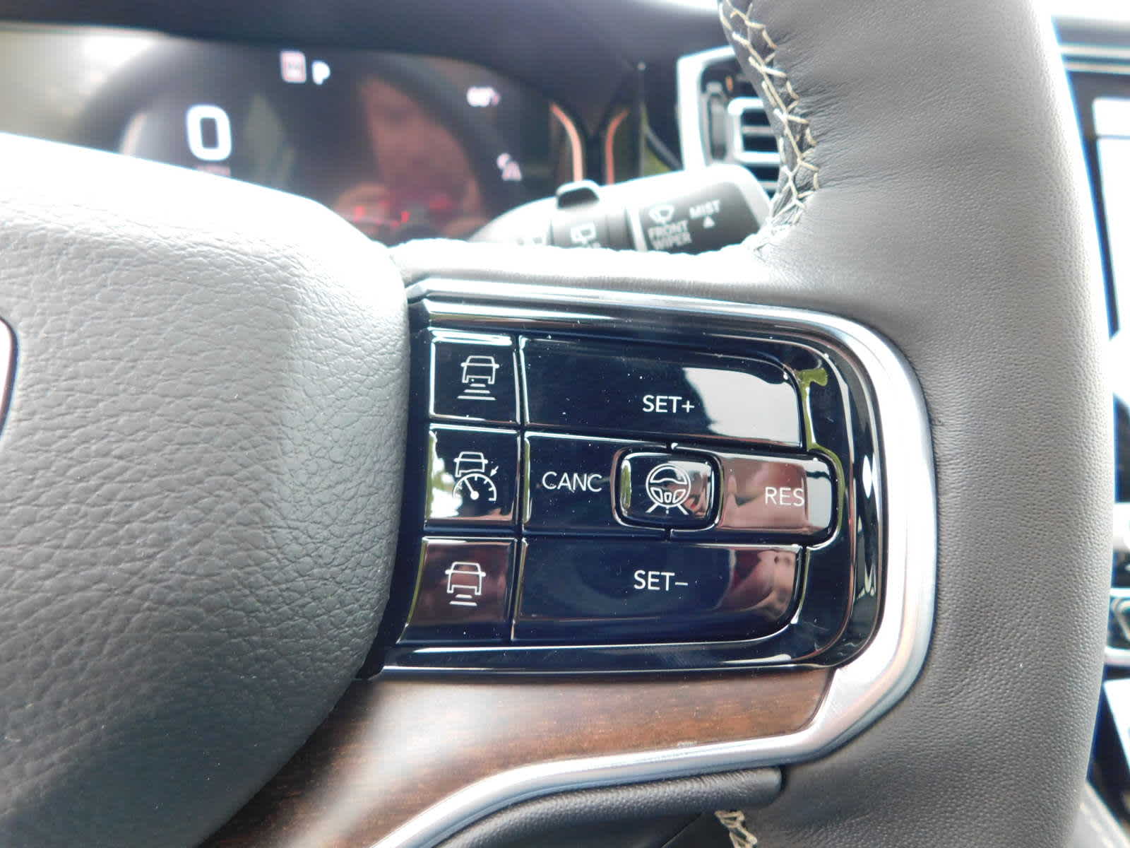 2024 Jeep Grand Wagoneer L Base photo 19