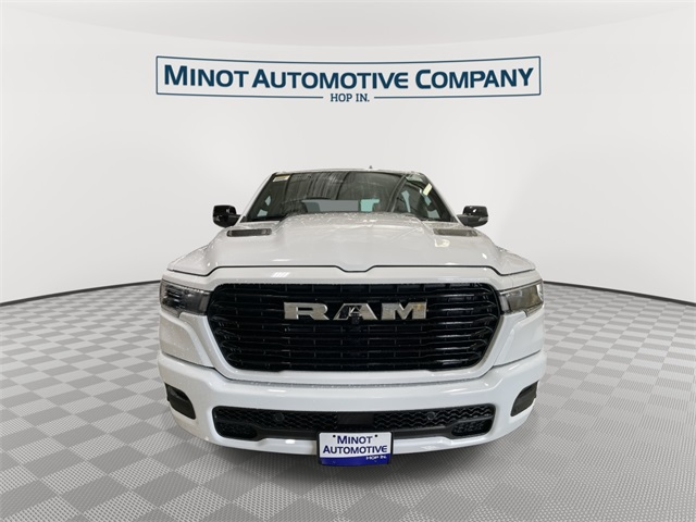 2025 Ram 1500 Laramie photo 3