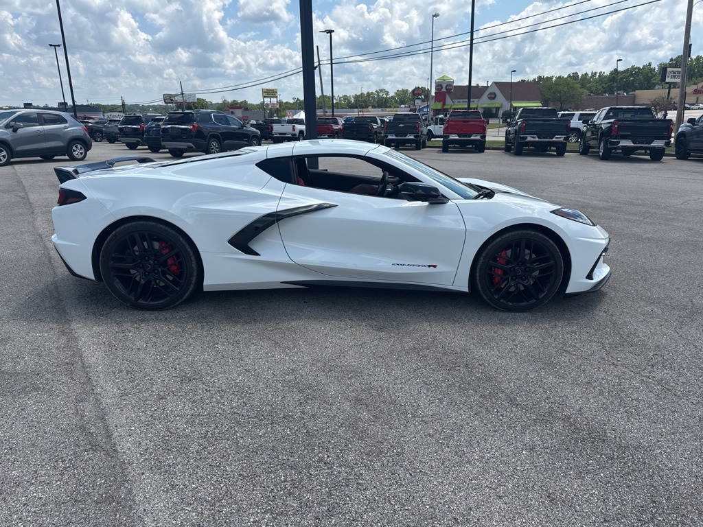 2024 Chevrolet Corvette Stingray 2LT photo 5