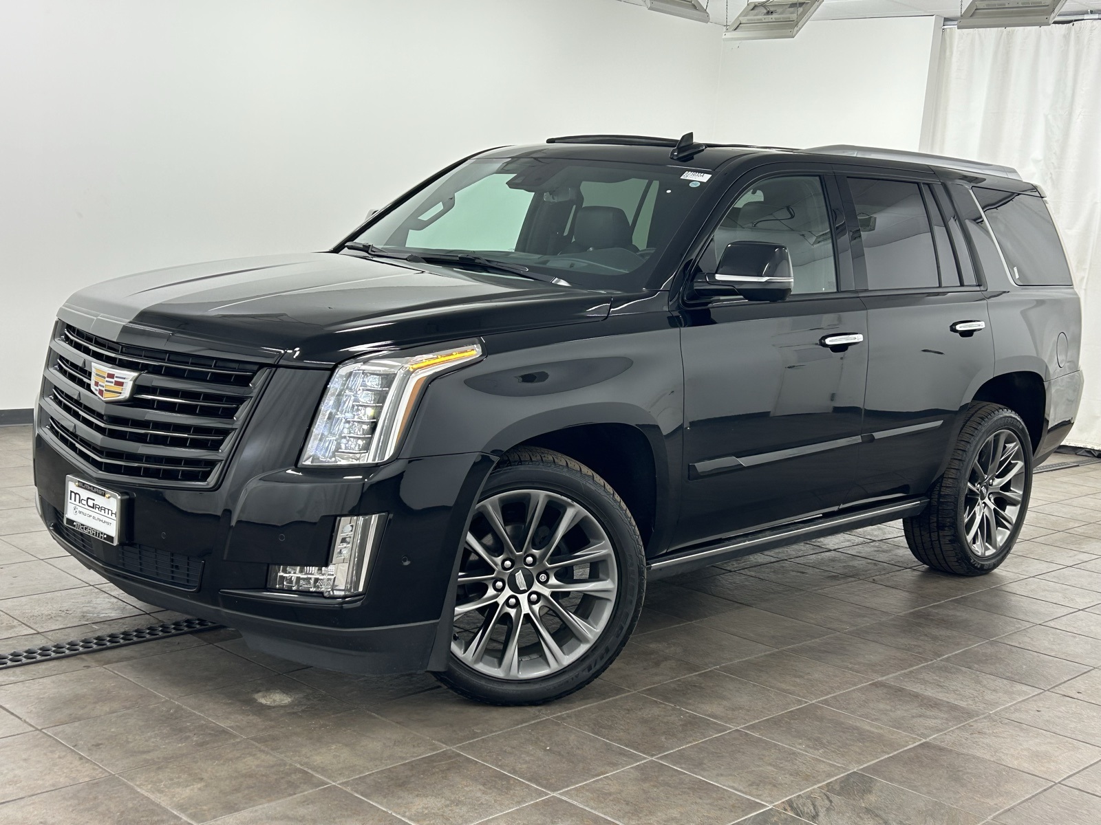 2020 Cadillac Escalade V's photo