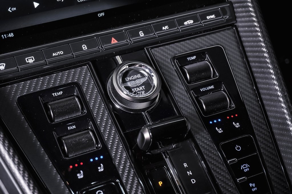 2024 Aston Martin DB12 AM5 photo 29