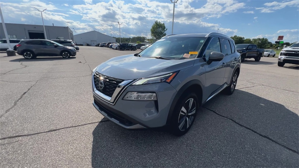 2023 Nissan Rogue SL photo 4