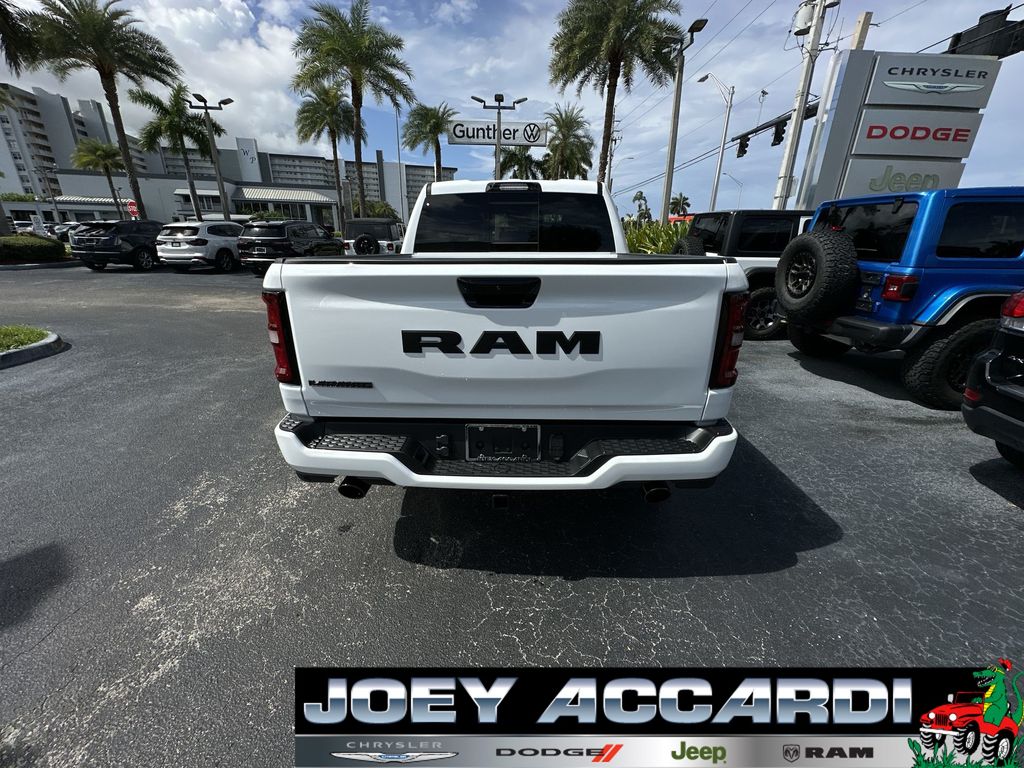 2025 Ram 1500 Laramie photo 7