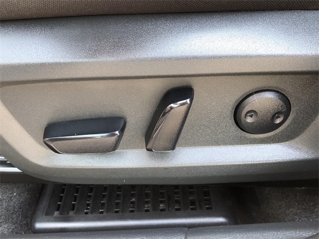 2023 Nissan Rogue SV photo 22