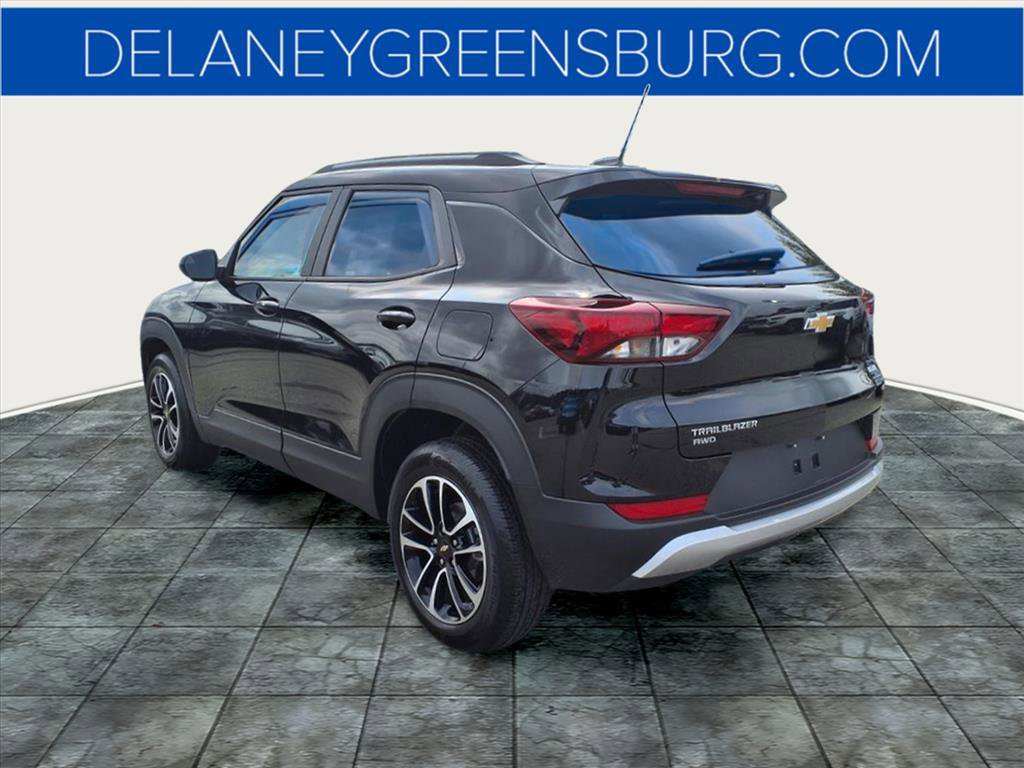 2025 Chevrolet Trailblazer LT photo 5