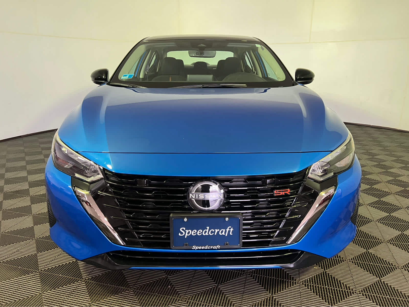 2025 Nissan Sentra SR photo 2