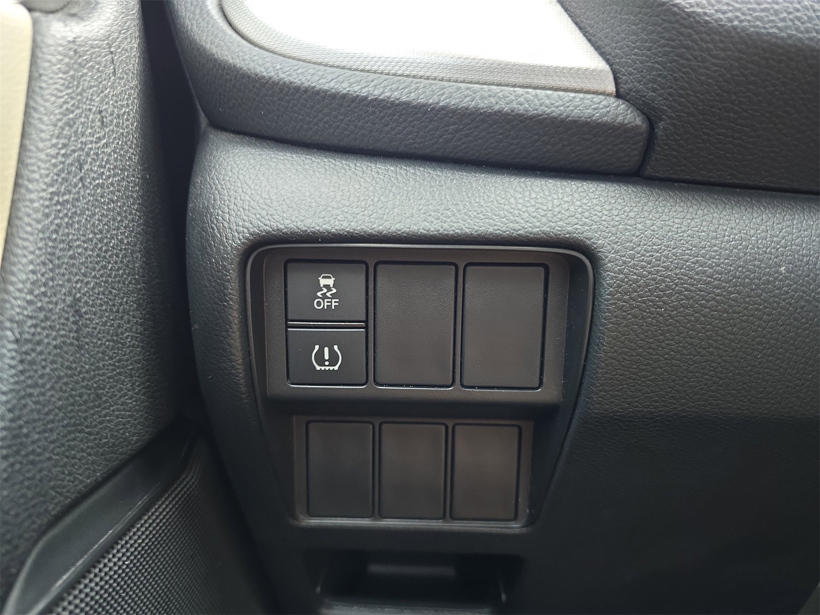 2018 Honda CR-V LX photo 19