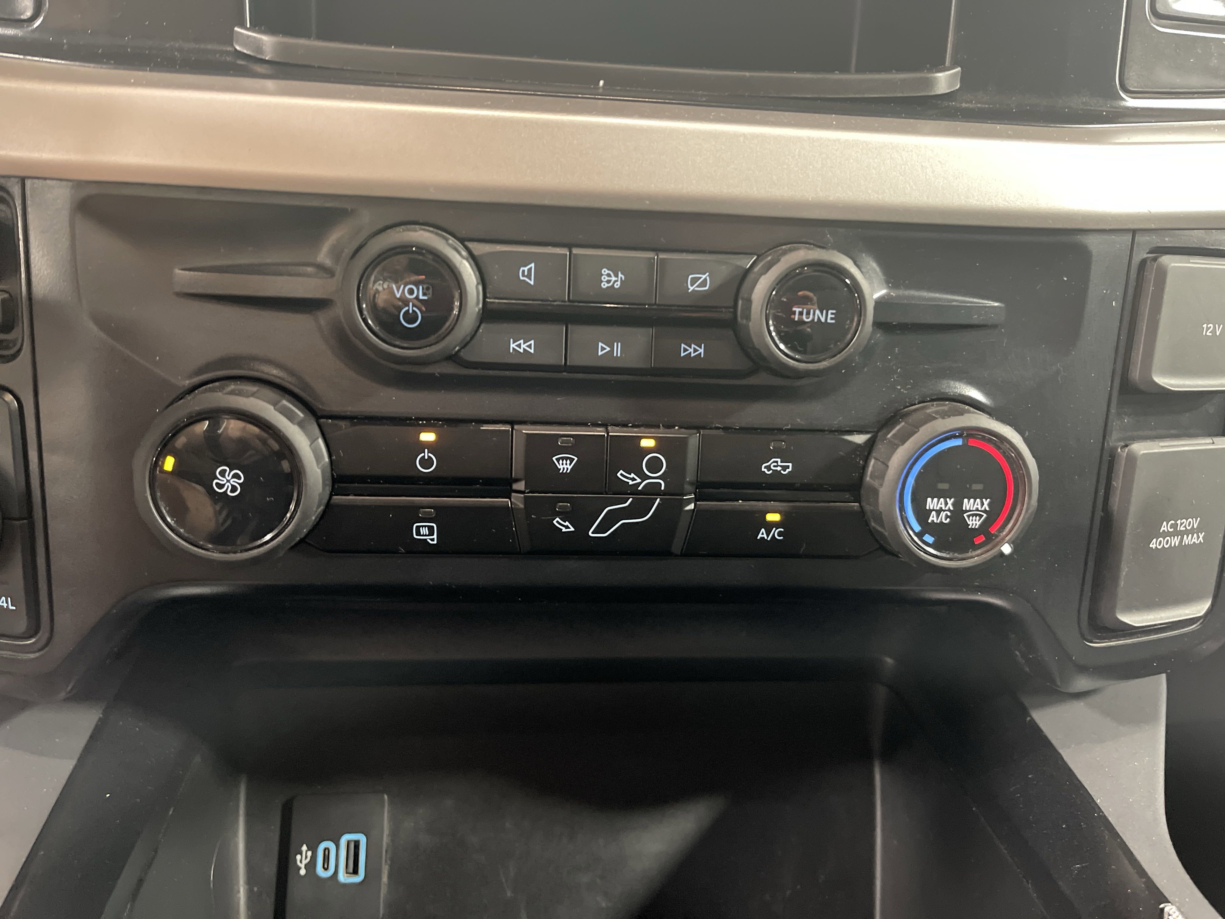 2024 Ford F-250 XLT photo 10
