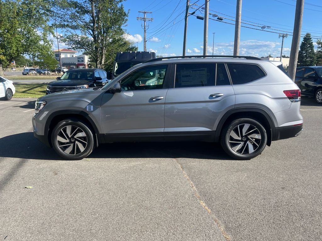 2026 Volkswagen Atlas SE Technology photo 3