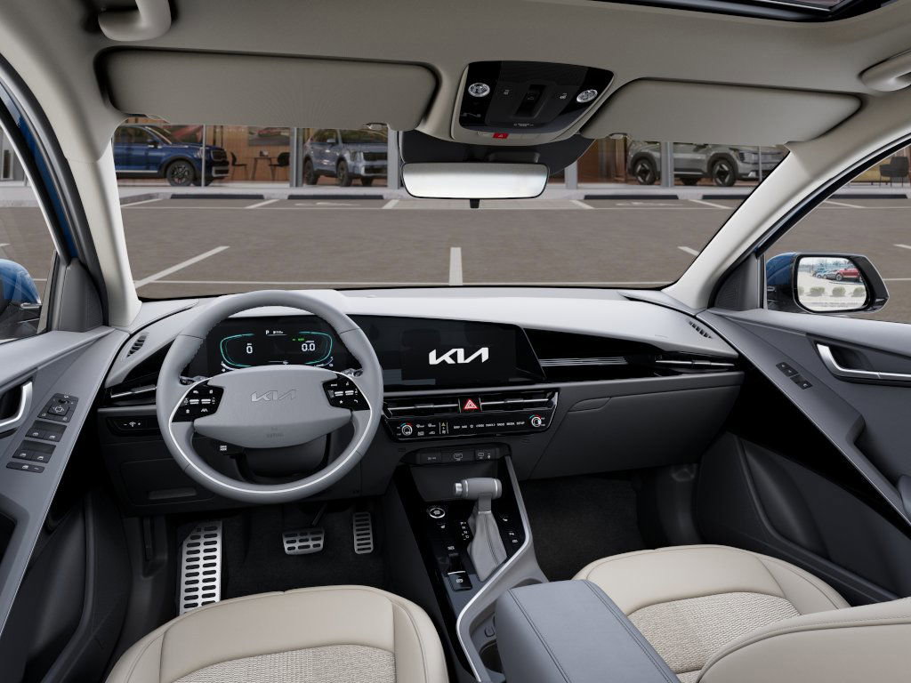 2025 Kia Niro EX Touring photo 13