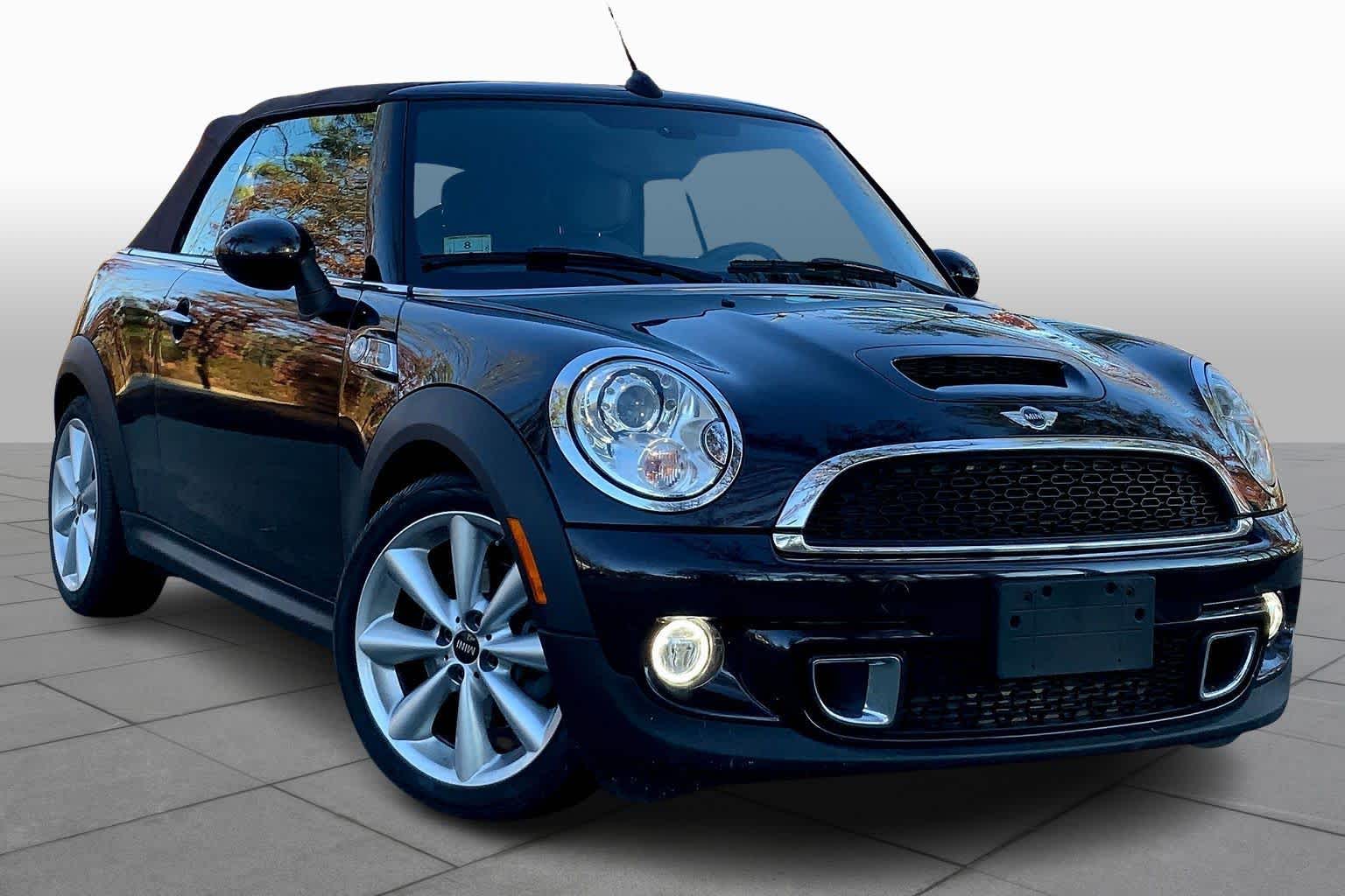 Used 2015 MINI Cooper S with VIN WMWZP3C52FT708590 for sale in Rockland, MA