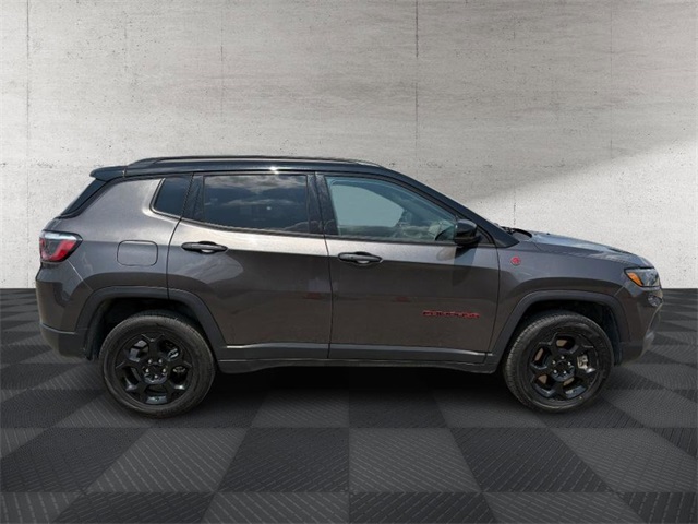 2024 Jeep Compass Trailhawk photo 8