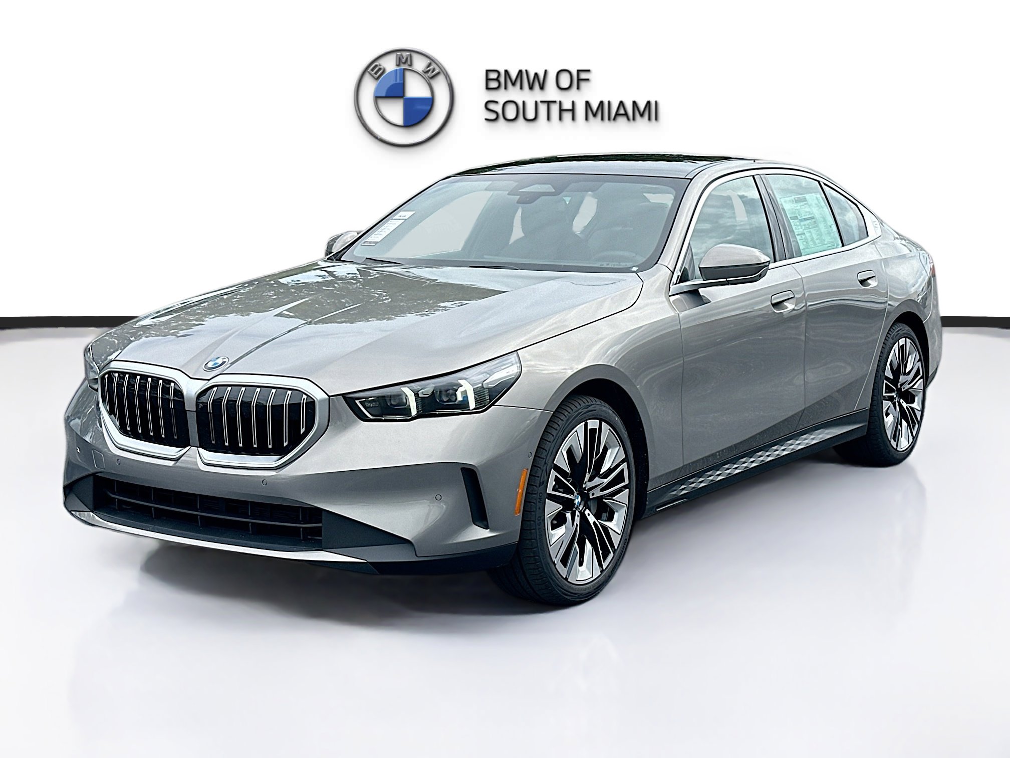2026 Bmw 530i photo 2