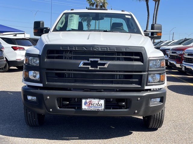 2024 Chevrolet Silverado 5500HD Work Truck photo 2