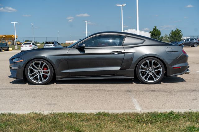 2019 Ford Mustang GT Premium photo 4