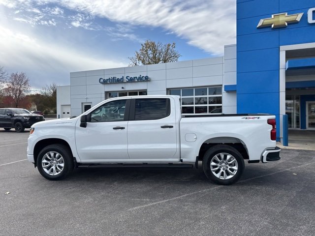 2026 Chevrolet Silverado 1500 Custom photo 4