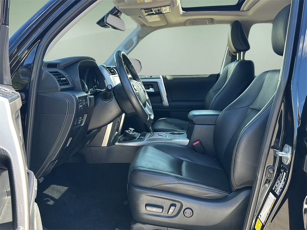 2023 Toyota 4Runner Limited photo 9