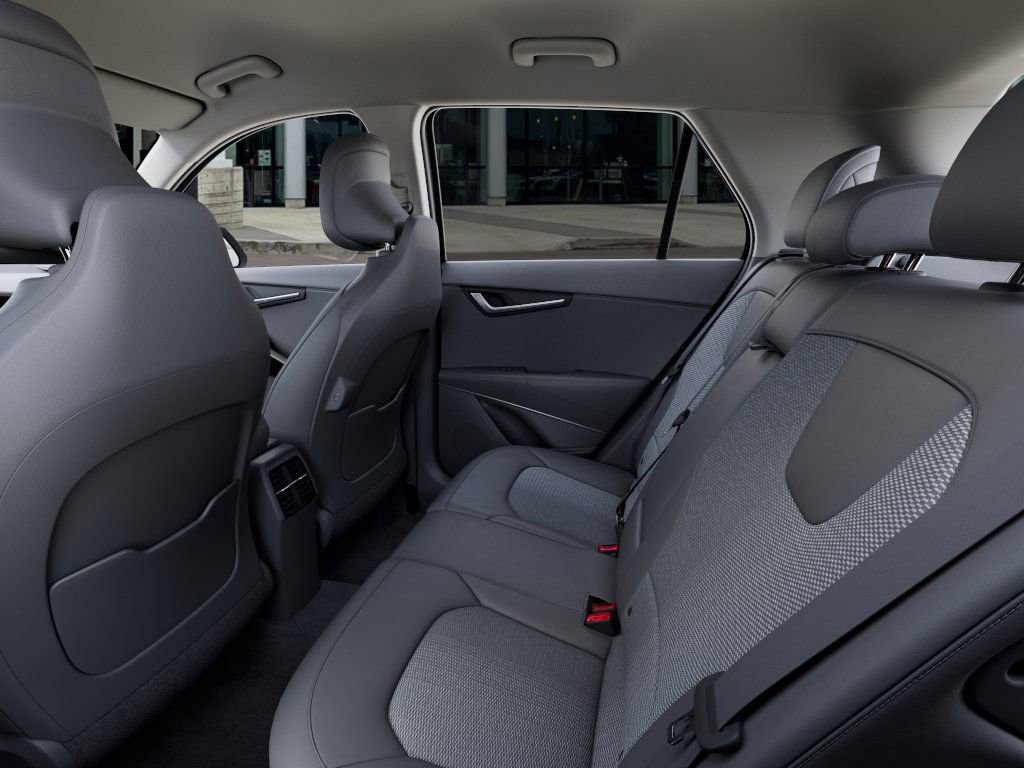 2025 Kia Niro EX photo 14