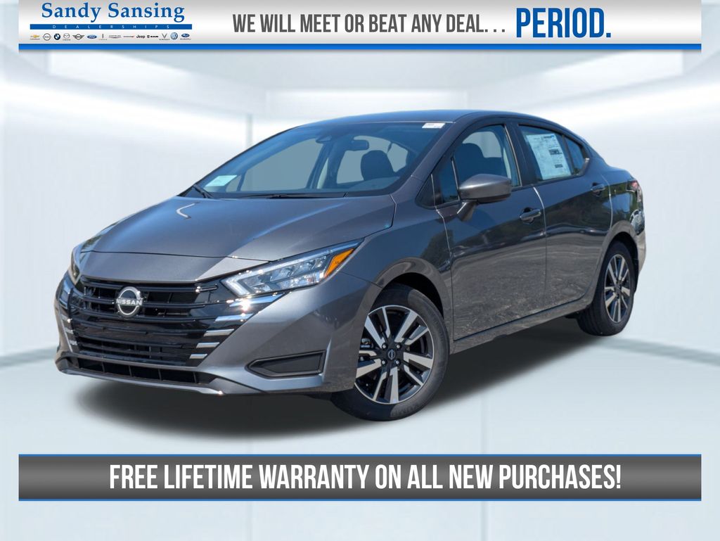 2025 Nissan Versa SV's photo