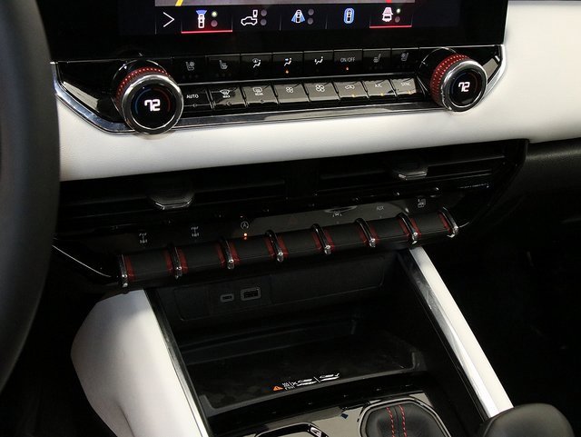 2025 Gmc Canyon AT4 photo 21